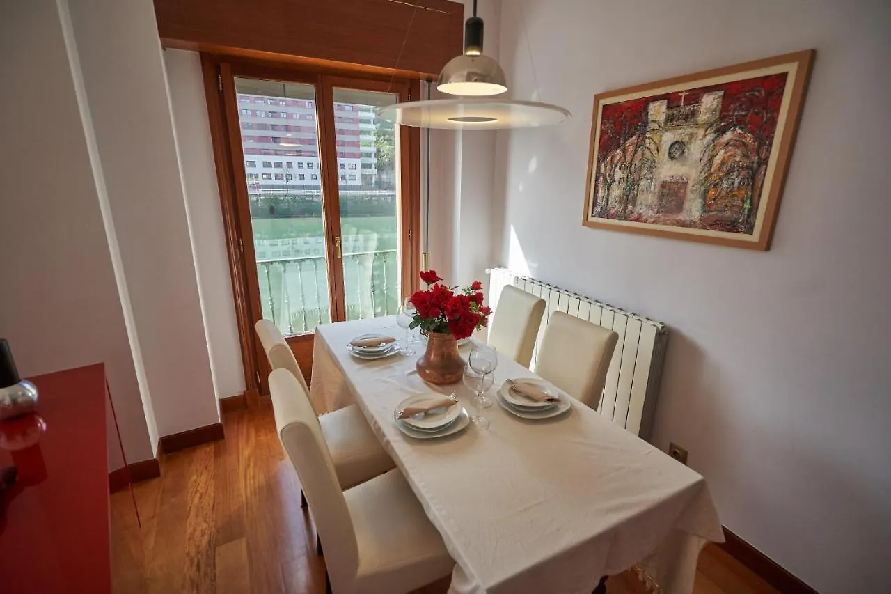 Apartmán Apartamento Bio Exclusivo Con Mirador En Bilbao Y Aparcamiento Publico Gratuito 0*,