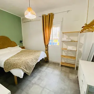 https://apartamentos-san-eloy.es-andalucia.com